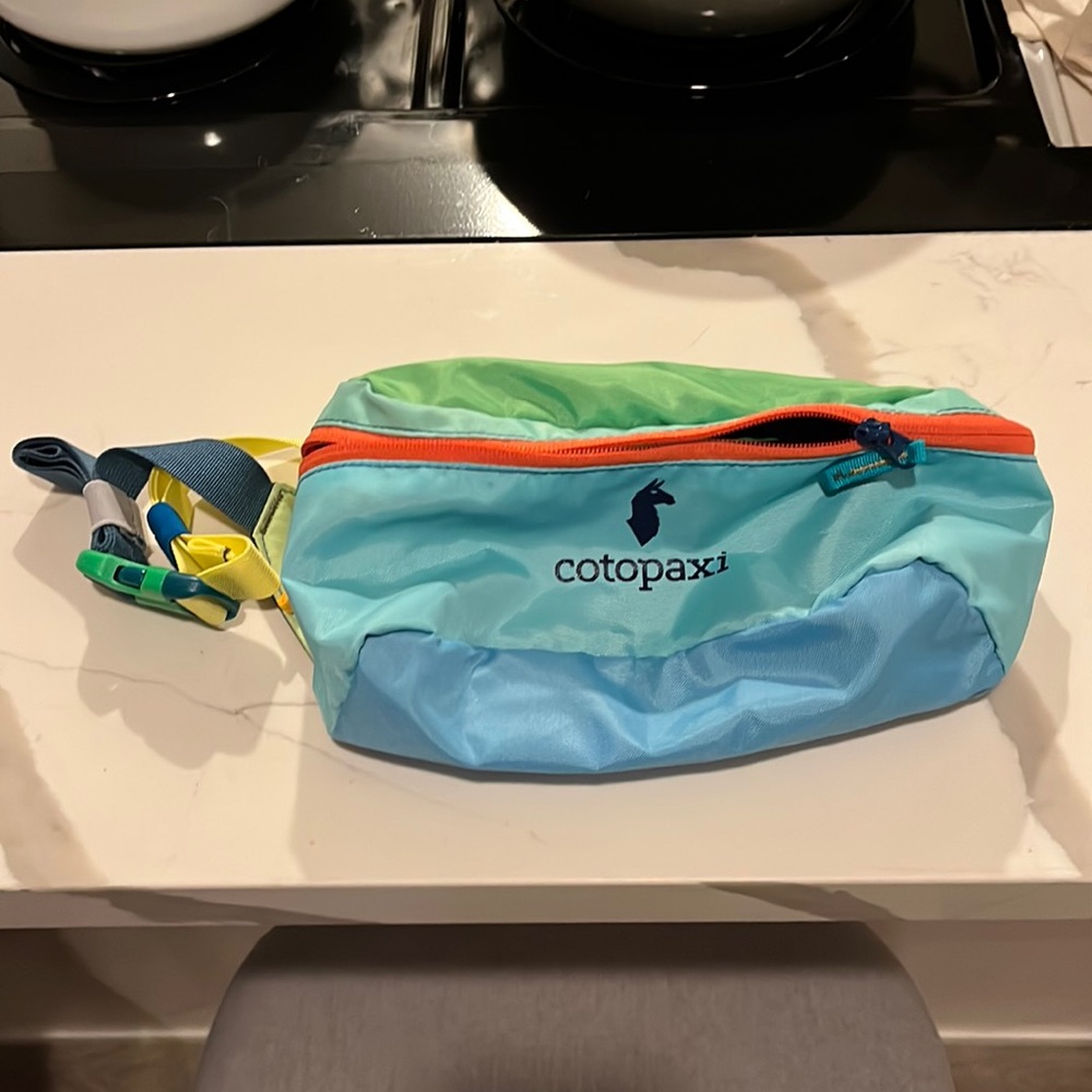Cotopaxi Del Dia Fanny Pack/Belt Bag